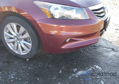 2011 Honda Accord 3.5 Ex-L z USA, uszkodzony, nr VIN 1HGCP3F84BA007832